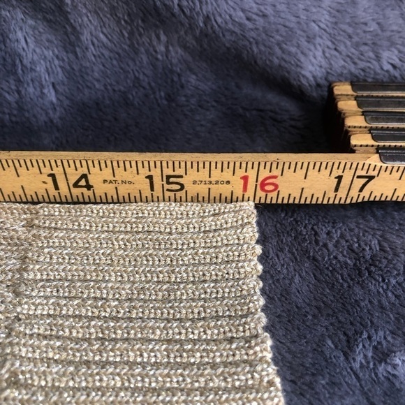 𝅺CHARTER‎ club Cable silk blend metallic gold V-neck sweater size small  #w1024 - Picture 7 of 9